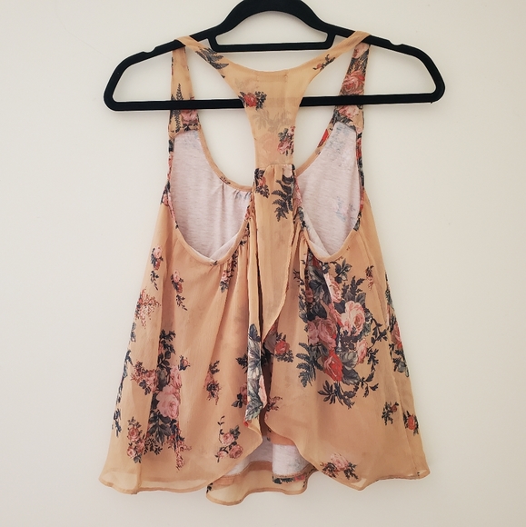 🎉3/$39 Kimchi Blue Floral Sleeveless Blouse - Picture 11 of 12